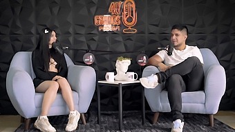 Latina Amatir Catsara Dalam Video Onlyfans Definisi Tinggi